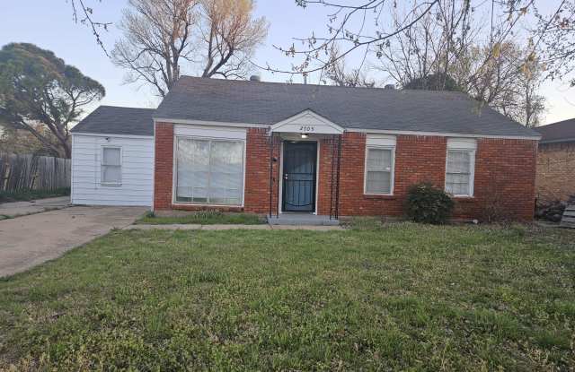 2505 Northwest Lincoln Avenue photos photos