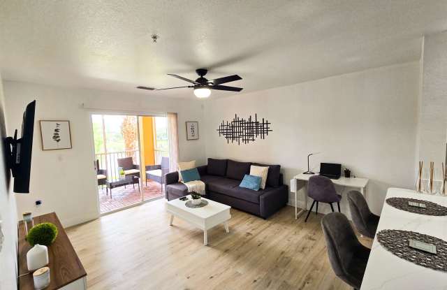 5447 Vineland Road photos photos
