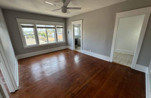 Alamitos Avenue (925) photos photos