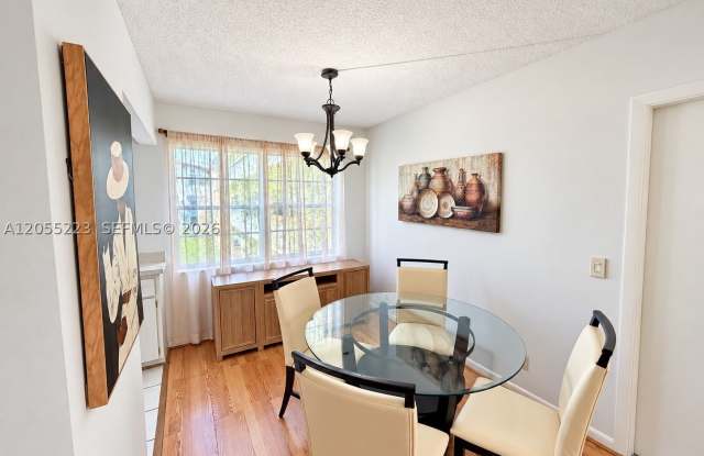 312 Mansfield H Gallery 4