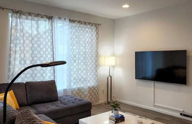 Fully Furnished Short-Term Rental | All Utilities Included | photos photos Fully Furnished Short-Term Rental | All Utilities Included | photos photos