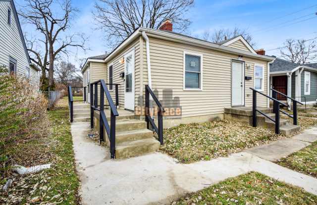 3748 Hillside Ave photos photos