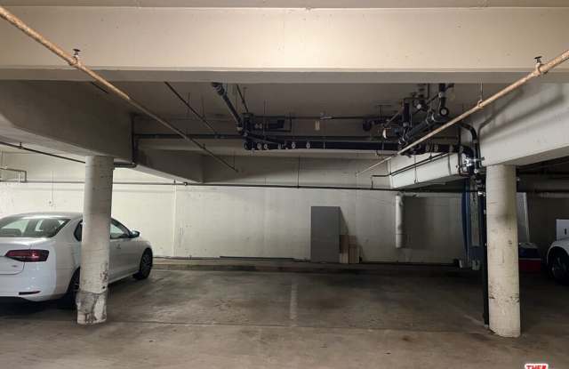 451 South Barrington Avenue photos photos