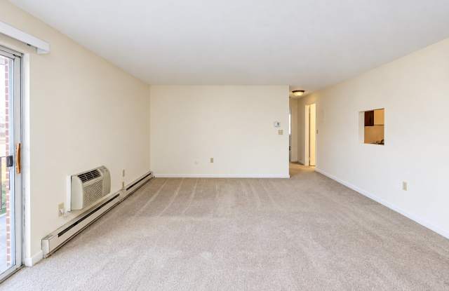 75 Elmwood Park Gallery 4