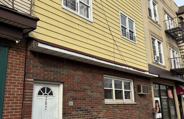 387 AVENUE C photos photos