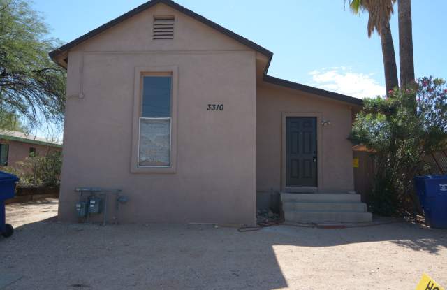 Charming 2 Bedroom 1 Bath House! Central Tucson Location! Gallery 1