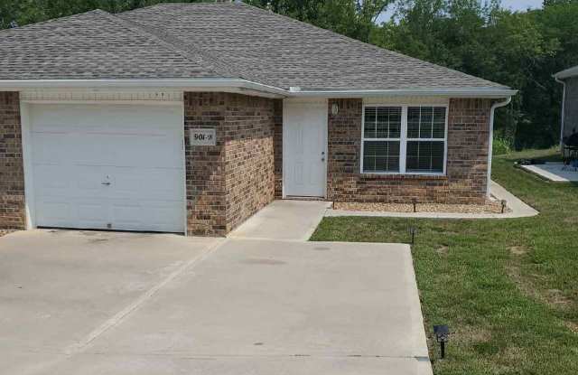 901 West Gay St - B photos photos