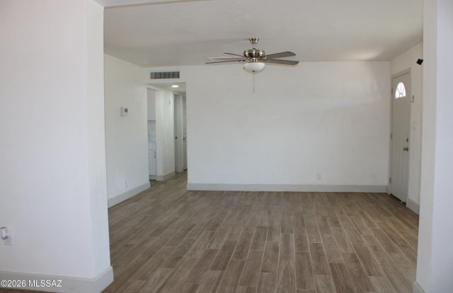 6526 E Calle Dened Gallery 4