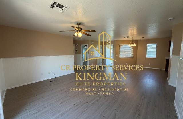 Move-In Ready 4BR Home with New Flooring and RV Access Gallery 3