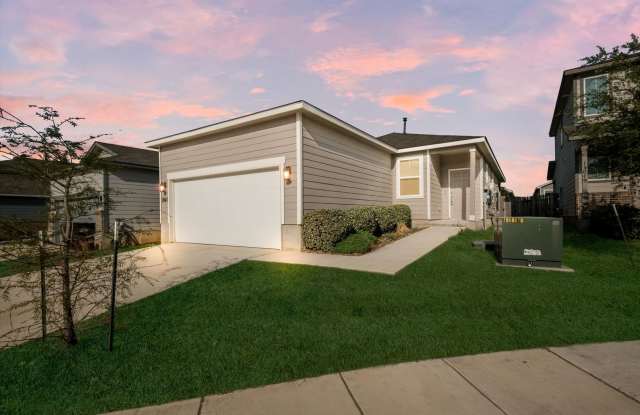 Solar-Powered Home with Modern Finishes & Included Fridge photos photos