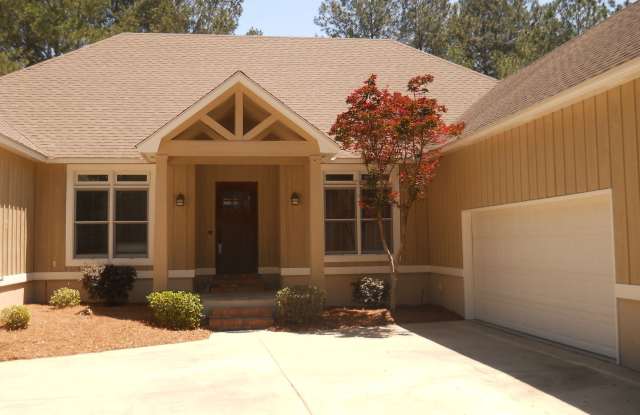 House with a POOL in the Stone Creek Subdivision! photos photos