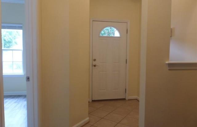 583 Old Colonial Way Gallery 2
