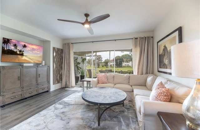 992 Woodshire Ln photos photos