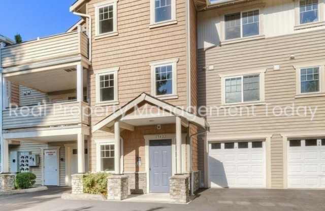 Stunning 2 Bedroom Condo With Garage! photos photos