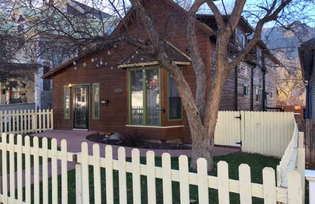 1017 Colorado Ave A - 1017 Colorado Avenue, Glenwood Springs, CO 81601