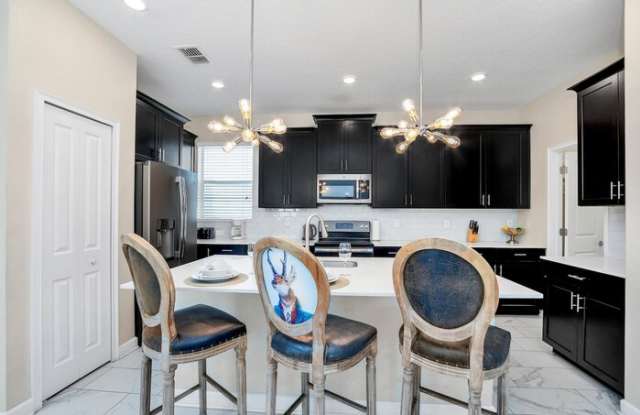 1555 Flange Drive Gallery 3
