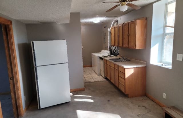 1949 S 12th St 1 - 1949 South 12th Street, Omaha, NE 68108