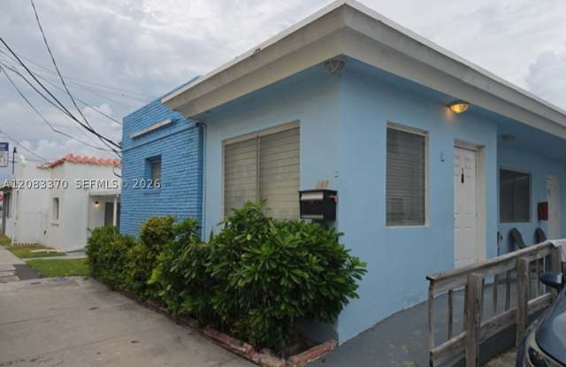 341 Monroe St Gallery 1
