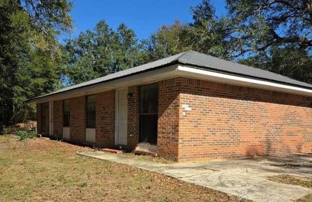 5720 Fairway Dr - 5720 Fairway Drive, Santa Rosa County, FL 32570