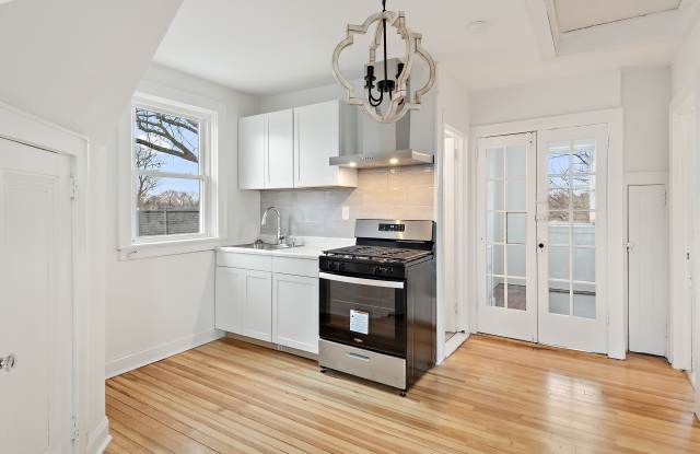 127 Maple Avenue photos photos