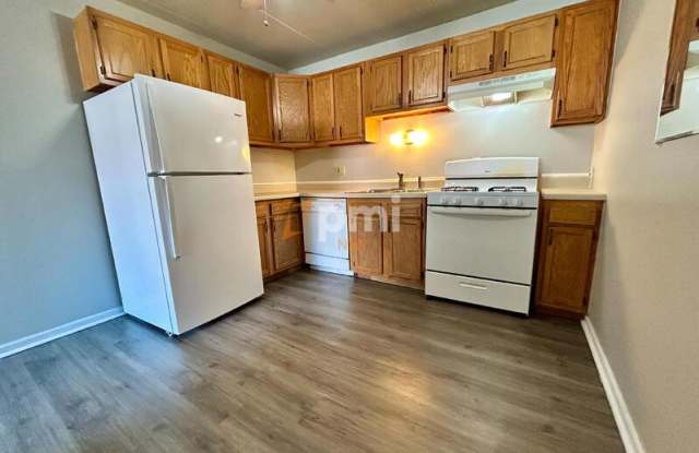 111 Harrington Ave photos photos