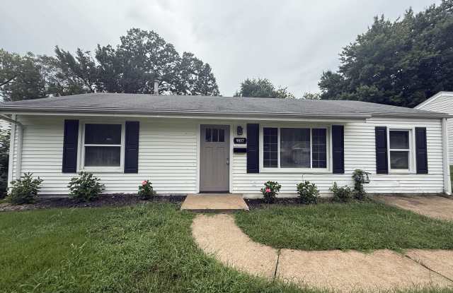 9857 Dennis Dr Gallery 1