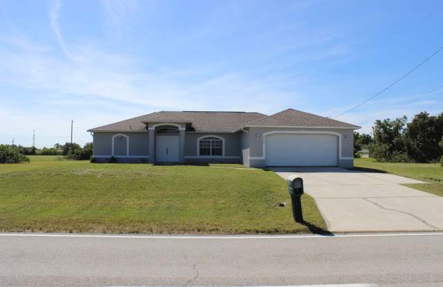 Quiet and Spacious Single Family Home in NW Cape Coral photos photos