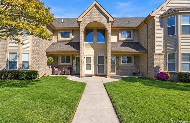 15139 Northpointe Drive Gallery 1