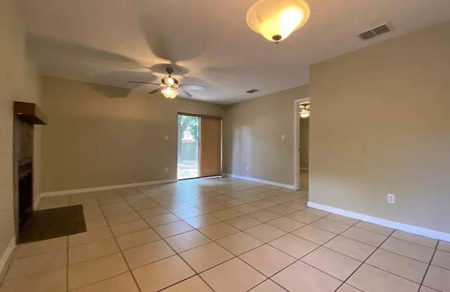 Howell Branch Rd - 3254 Gallery 3