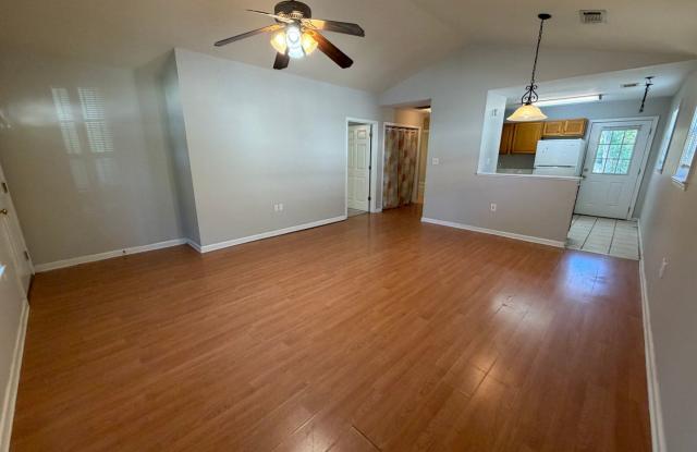 3 Bedrooms, 2 Bathrooms - Home in South Rome! Gallery 4