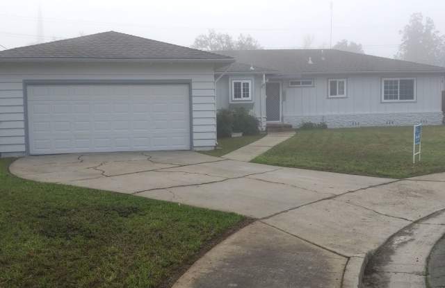 Updated 3 Bedroom Home in North Merced – Cul de Sac Location  Large Lot photos photos