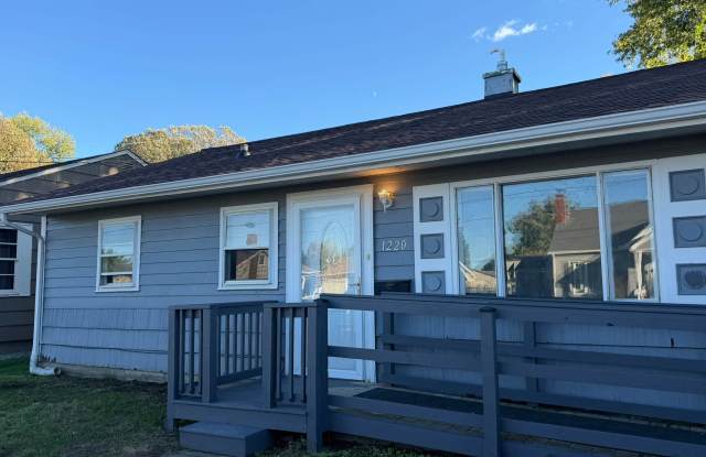 1220 Eppley Avenue - 1 Gallery 1