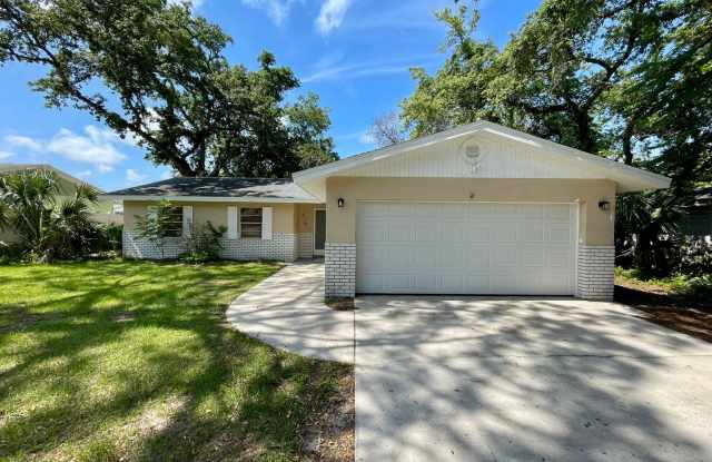 3 Bedroom 2 Bathroom Single Family home located in Port Orange photos photos