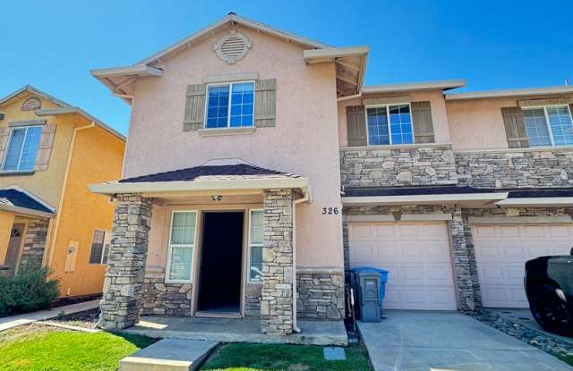 3 bed 2.5 ba townhouse - Yuba City - 326 Hetherington Circle, Yuba City, CA 95993