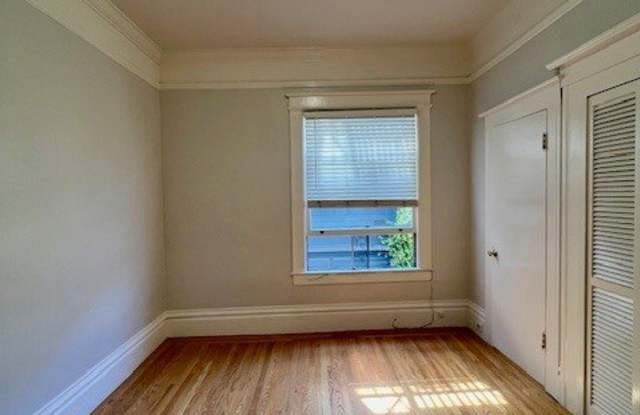 1041 Leavenworth Street photos photos