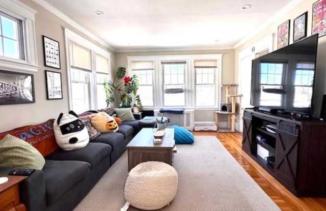 894 Fellsway photos photos