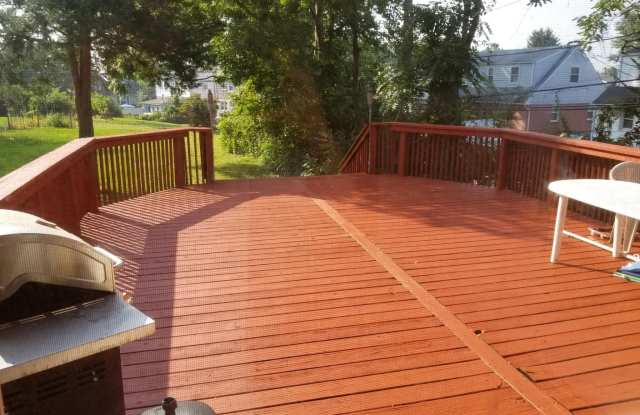 216 CHESTER Pike photos photos