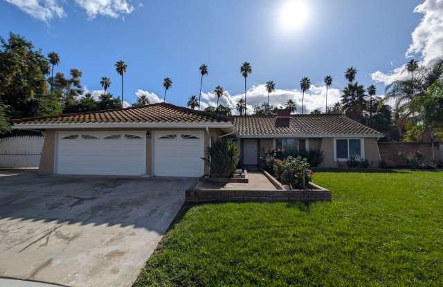 Single-Story home on cul-de-sac in Victoria Neighborhood Available for Lease - 2700 Lexington Place, Riverside, CA 92506
