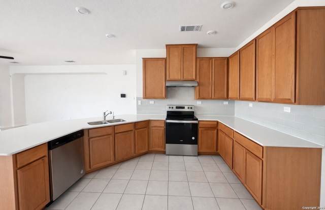 5275 Wolf Bane Dr Gallery 2