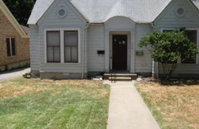 1604 Hartford Rd photos photos