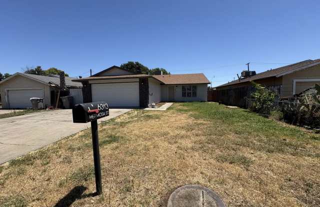 Large Living Area, rear yard has RV Access! photos photos Large Living Area, rear yard has RV Access! photos photos