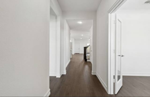 4944 Ripley Ave photos photos