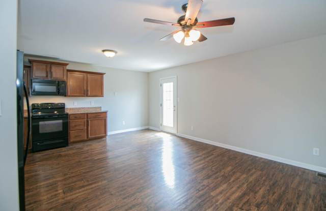 1716-D Thistlewood Dr Gallery 2