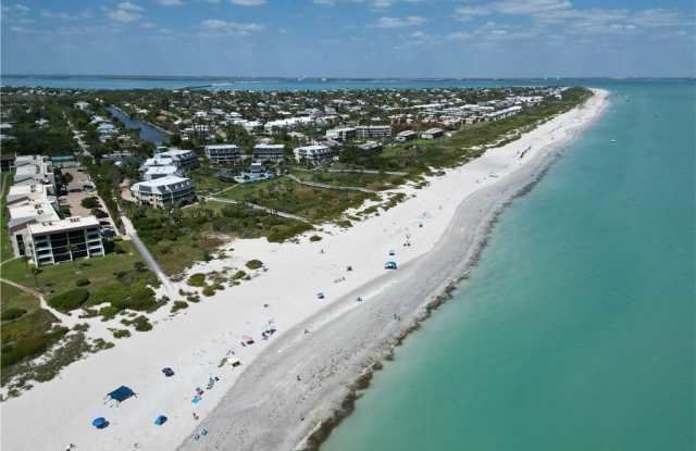 780 Beach Road Gallery 4