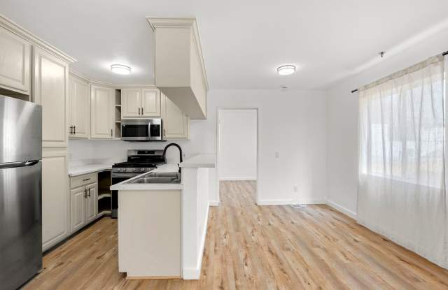 Renovated Townhome Apartments in Prime Virgil Village Location; SPECIAL - FREE RENT photos photos