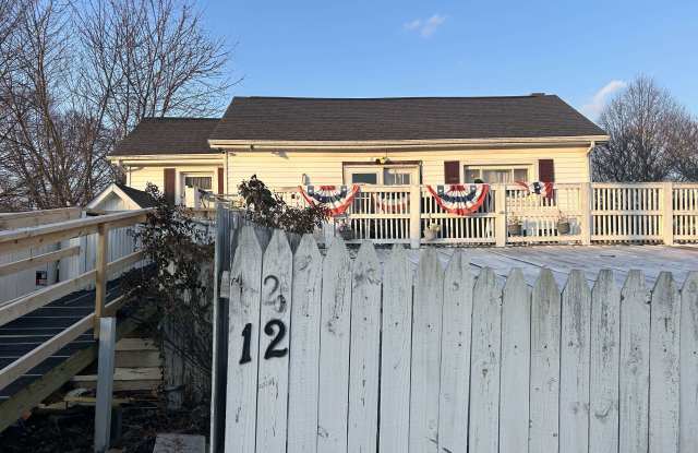 12 E Franklin St photos photos