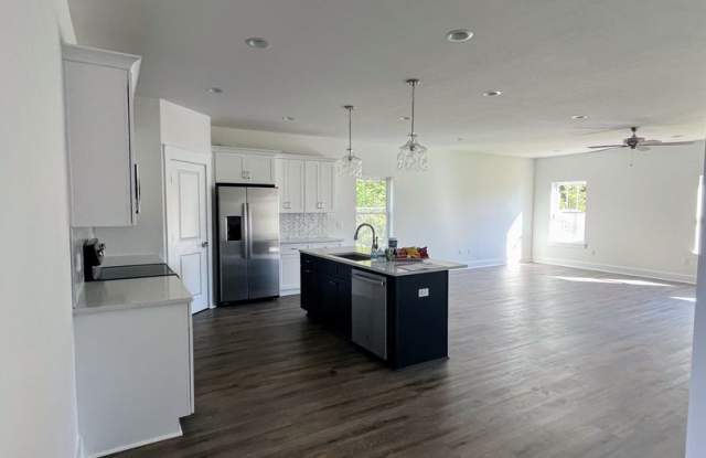 Beautiful NEW CONSTRUCTION 3-bedroom 2 bath w/ fenced yard. photos photos