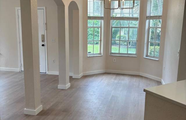 1509 BELMONT Place Gallery 1