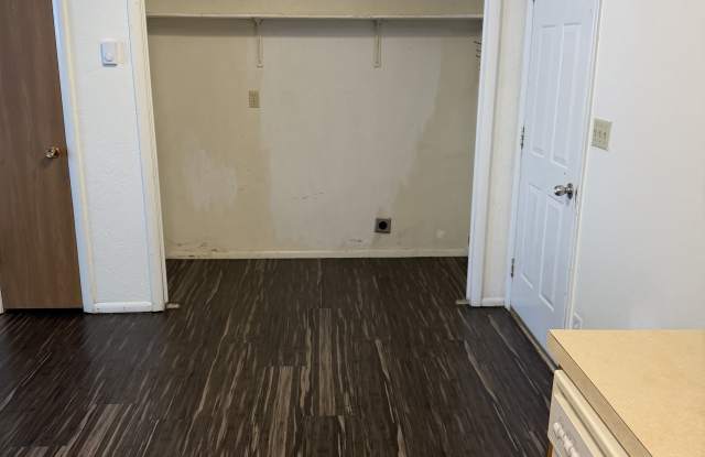 350 Moonlite Drive Gallery 4