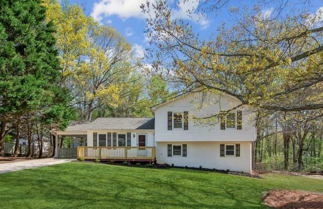 2453 Falcon Ct Gallery 2